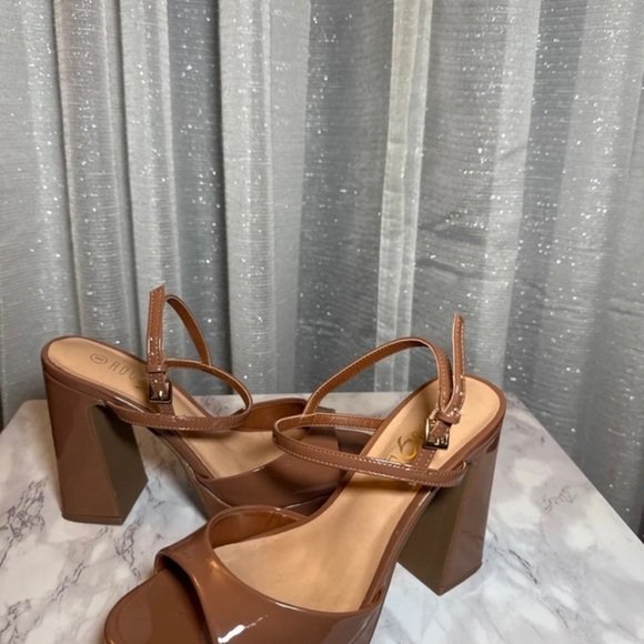 Rogue Tan Strappy Block Heels - Picture 2 of 3